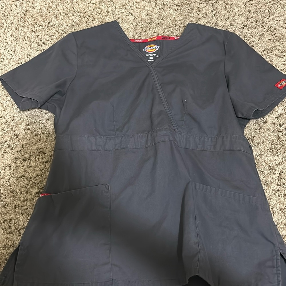 Dickies grey scrub top